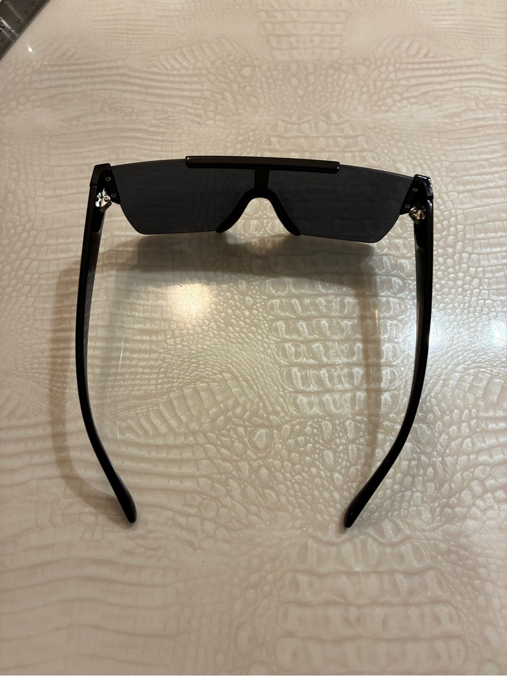 Burberry Black Shield Sunglasses with Signature Striped Temples - Picture 8 of 13